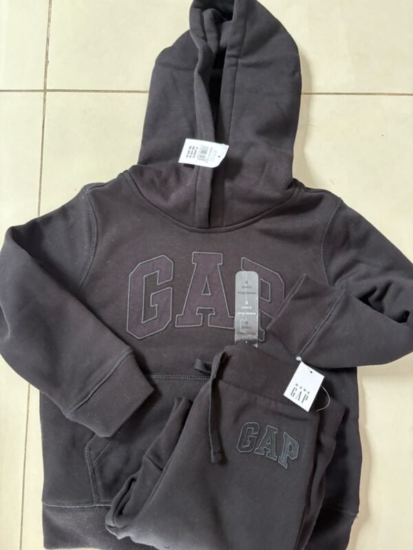 Conjunto moletom GAP infantil touca e zíper preto tam 4