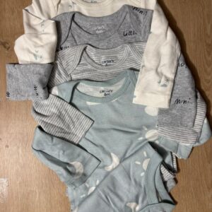 Conjunto Kit Carters 4 bodies bodysuit 6 meses