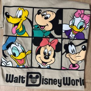Camiseta Adulto Disney Store Walt Disney World Personagens tam P Unissex
