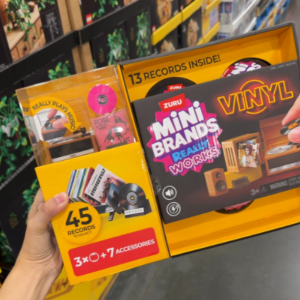 Conjunto Mini Brands Vinil Mini Vitrola Kit Com 3 Mini Bolas